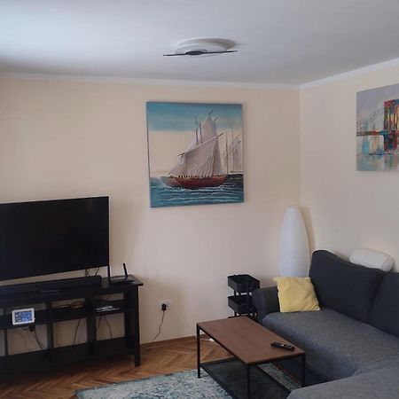 Apartment Ive Крк Екстер'єр фото