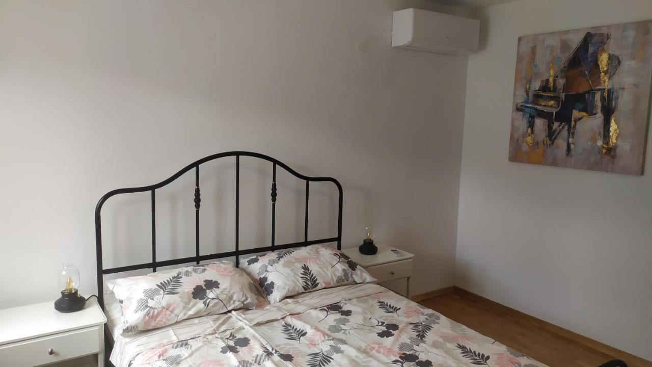Apartment Ive Крк Екстер'єр фото