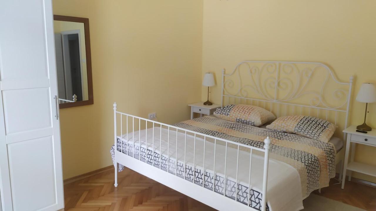Apartment Ive Крк Екстер'єр фото